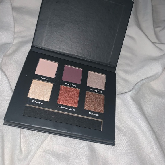 Makeup bundle - Picture 3 of 7